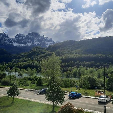 Casa Ega Lägenhet El Pueyo de Jaca Exteriör bild