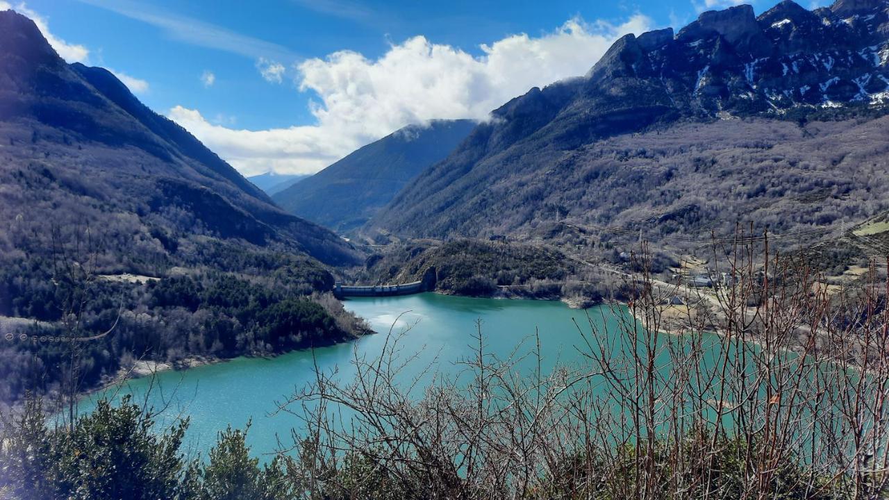 Casa Ega Lägenhet El Pueyo de Jaca Exteriör bild